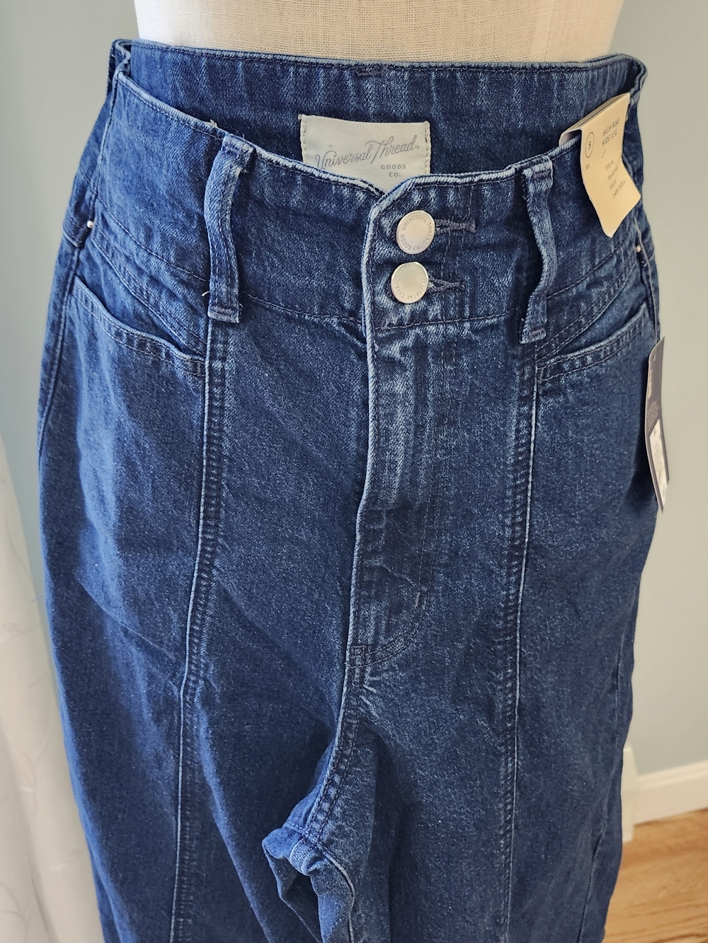 Universal Thread Indigo High-Rise Wide-Leg Jeans - Picture 5 of 16